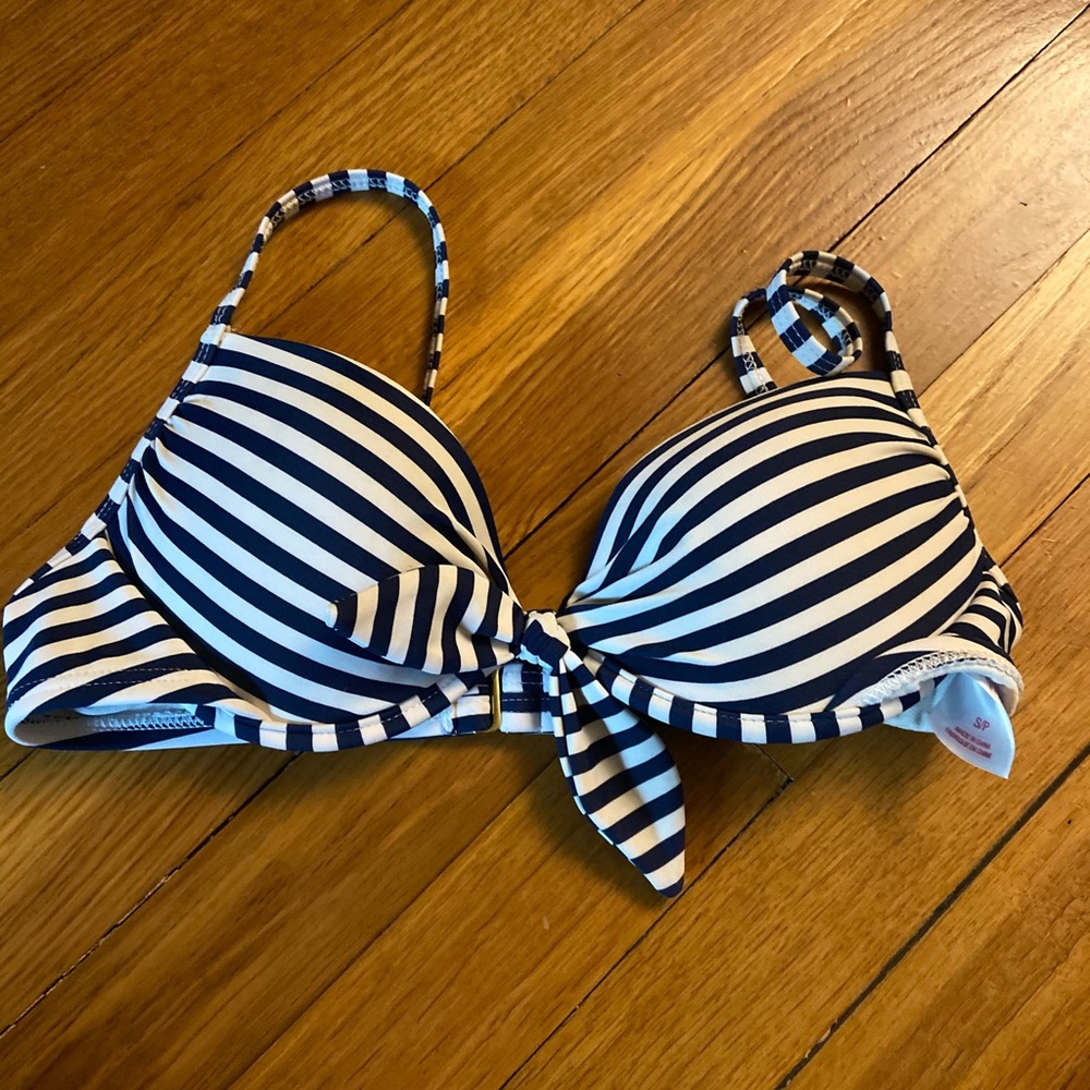 Bikini top
